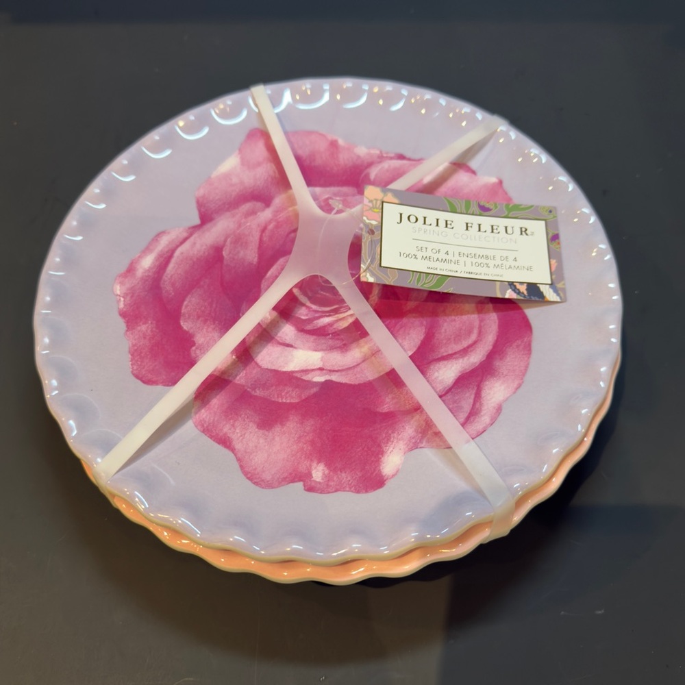Jolie Fleur Set of 4 Roses 9” Melamine Luncheon Fluted Edge Plates Spring New - Picture 2 of 9